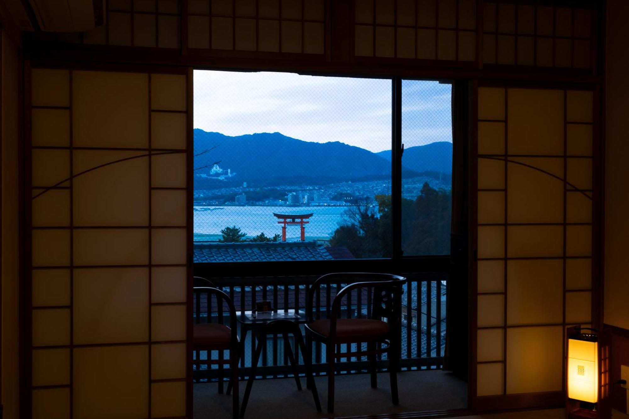 Kikunoya Hotel Itsukushima Exterior photo